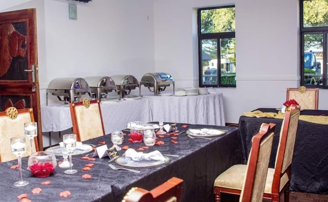 Zambezi Junction Lodge Livingstone Dış mekan fotoğraf