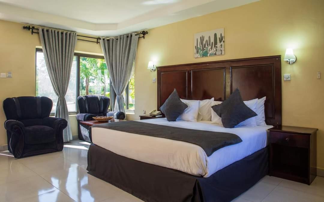 Zambezi Junction Lodge Livingstone Dış mekan fotoğraf