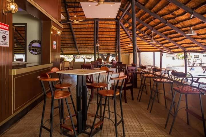 Zambezi Junction Lodge Livingstone Dış mekan fotoğraf