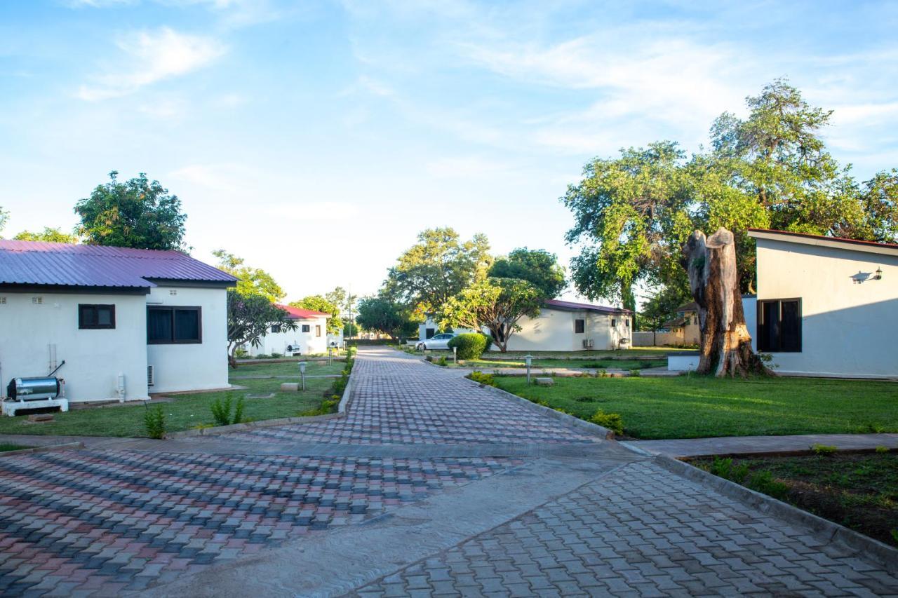 Zambezi Junction Lodge Livingstone Dış mekan fotoğraf